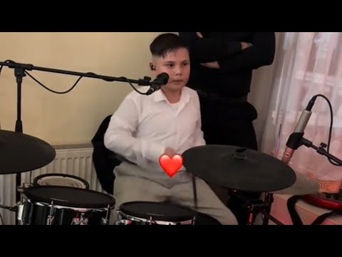 Damian Bubenik & Hraje sebe z Gipsy Culy🥁🥁✌️✌️ Zabijak🎼✌️