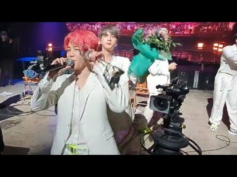 190418 BTS Boy With Luv 1 St/Winner's Ceremony @Music Bank Ending 뮤직뱅크] 방탄소년단/ 작은 것들을 위한 시 Fancam