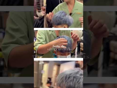 淺藍色頭髮男
