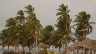 preview picture of video 'SAN BLAS ISLANDS TOUR X VILLA MICHELLE TRAVEL GUIDE AND HOTEL IN PANAMA'