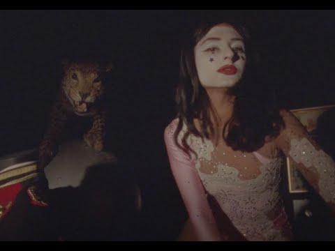 Sofie Royer - Baker Miller Pink  (official video)