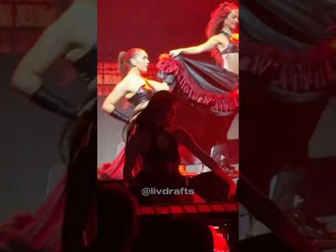 KATSEYE “ Gabriela “ Dance Break Live @ The Beautiful Chaos Tour in Washington, DC 🌹✨🌟🥀💫