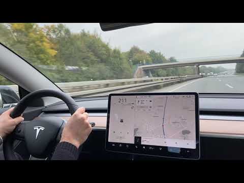 Tesla Model 3 Max speed 225 km/h on German Autobahn - Tesla Standard Model 3 version
