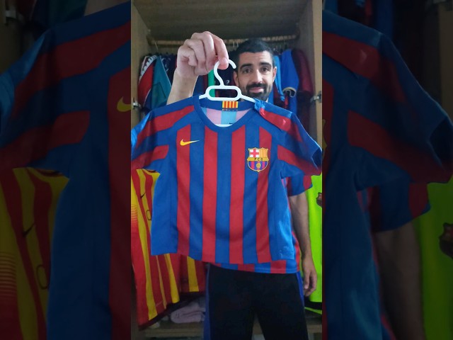 Vídeo relacionado con Barcelona FC Pijama de Manga Corta para Niños - 9-10 Años: 140cm