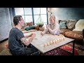 Sean en Julie doen een keigrappige moppenchallenge | De Funny Cupcakes Tour