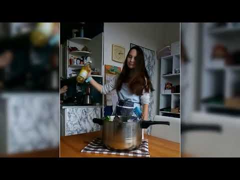 Kamča kocht einen Eintopf