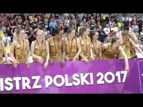 30 lat czekały i znowu złote medale odebrały - 1KS Ślęza Wrocław mistrzem Polski