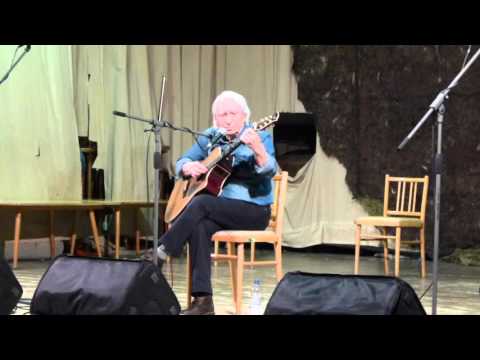 01. Miki  Ryvola - Země tří sluncí