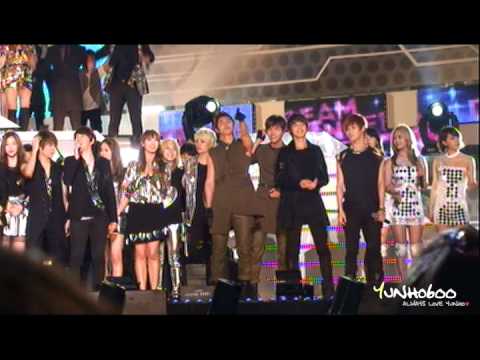 110528 DreamConcert - Ending - Yunho (TVXQ)