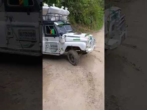 vehículo #uaz cargando café desde la vereda los guamos hacia San Antonio Tolima, #campo #café