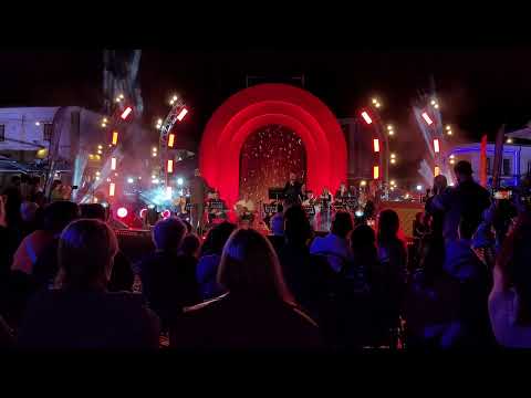 Bledi Polena - Vajzë pse rri menduar ( Serenatë tek Pazari i vjetër Korçë)