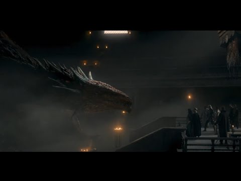 Princess Rhaenys escapes King's Landing on Meleys the Red Queen