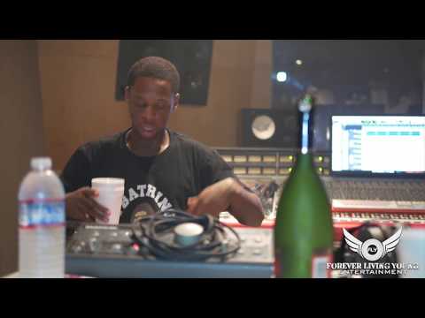 illa Banga in studio recording his new album "illa4ever"