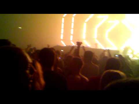 Energy 2011 Sander van Doorn - Zombie nation vs Renegade