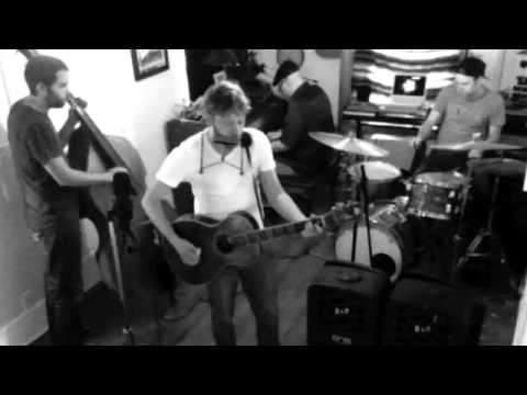 Travis Linville - Live in the Front Room