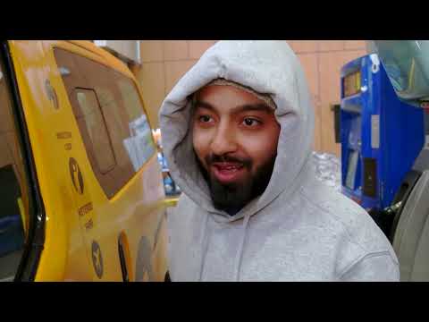 NYのドライバー、中東紛争激化で燃料価格高騰を実感 (NY motorists feel fuel price jump as Mideast conflict rages)