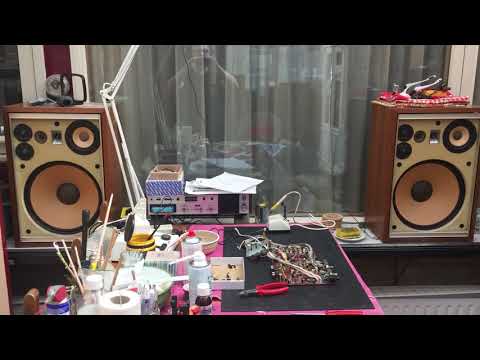 AKAI CR-80T hooked up to the SW-177...