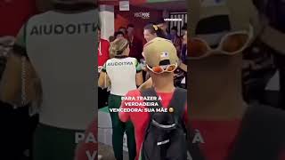 Honre a lealdade de quem nunca desistiu de você!