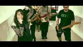 Saydie - Famous (Official Music Video)