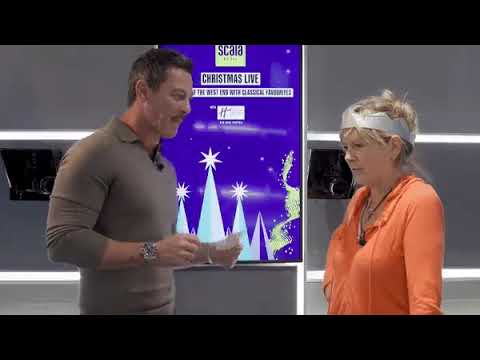 Luke Evans is dancing ))))