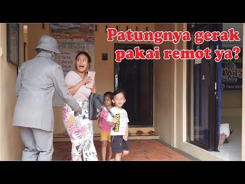 prank-patung-hidup-bikin-kaget-human-statue-prank