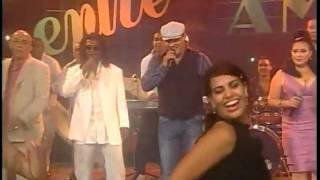 Juan Formell y Los Van Van - Recibeme (La Maquinaria 2011)