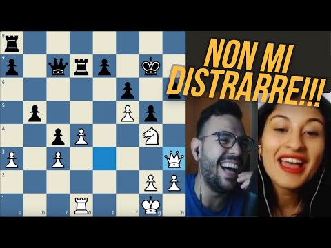 Distraggo Tea Gueci per provare a rubarla