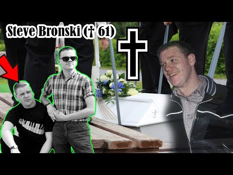 Steve Bronski († 61), der Mitgründer der Band Bronski Beat. Entdecke die Todesursache