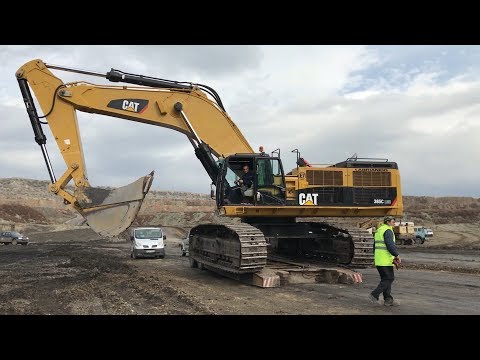 Caterpillar 385C, Caterpillar 375 And 365C And Terex RH30 Excavators - Fasoulas Heavy Transports