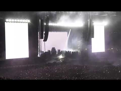 FEIN TRAVIS SCOTT LIVE IN ROME!!! #shorts