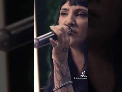 Alan Walker Joe Jonas And Julia Michaels - Thick Of It All