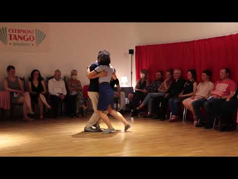  Alexis Quezada  and  Céline Giordano  are  dancing  to  the  milonga  "  Milonga del Recuerdo  "  by  Juan D'Arienzo  in  2021