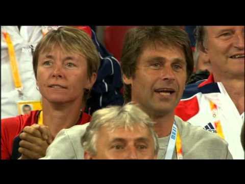 Barbora Špotáková s finským komentářem