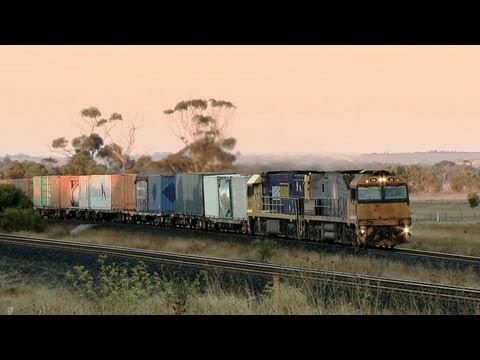 Pacific National Freight Train in Victoria - PoathTV Australian Trains & Railways