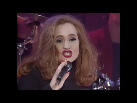 Sonia  - Be Young Be Foolish Be Happy  - TOTP  - 1991