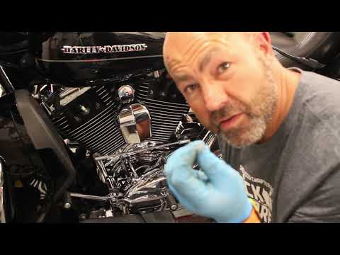 Harley Davidson Ultra Glide Kuryakyn Engine Chrome Upgrade
