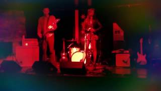 More More More - Secret Santa Cruz (Lifter Puller cover)