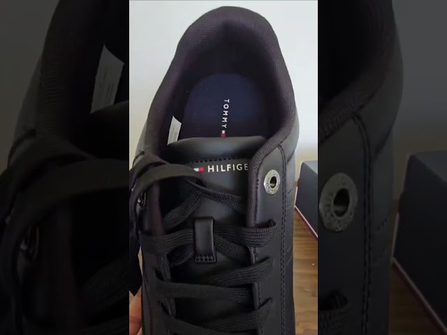 Vídeo relacionado con Tommy Hilfiger Vulc Core RWB Long Lace Cvs Fm0fm05813, Parte Superior Baja Hombre, Black (Black), 42 EU