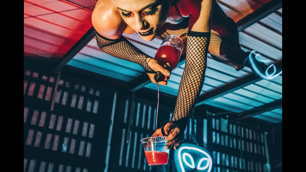 Promotional video thumbnail 2 for Aerialist- Lisa-Marie Burnside