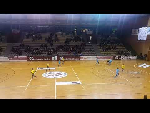 Finale TURNIR U MAL. NOGOMETU KARLOVAC 2017-18 (Limaći)---NK Karlovac 1919 2 - Ilovac (1-4) (1. pol)