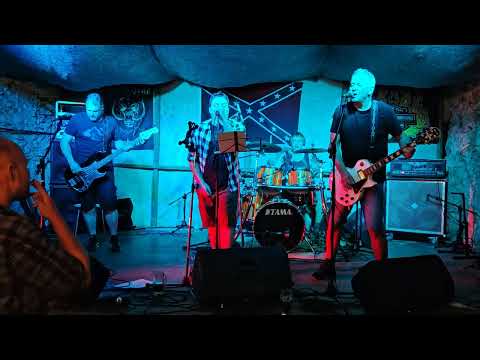 Deathox - Deathox - Páteční pařba