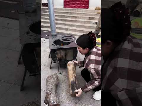 Part 29 Large size firewood and coal dual-purpose heating stove, barbecue stove, indoor smokeless.