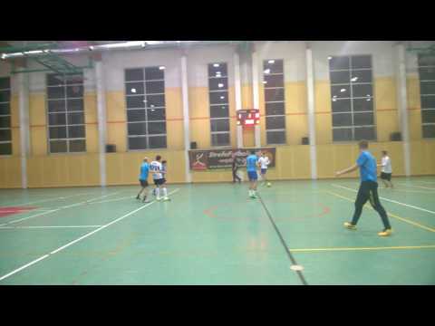 Halowe Mistrzostwa Warszawy: ćwierćfinał Legendarni FF - Skorpionsi (1)