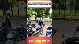 Download lagu This woman keeps laughing after her motorcycle fender falls off and can't be reattached #shorts mp3