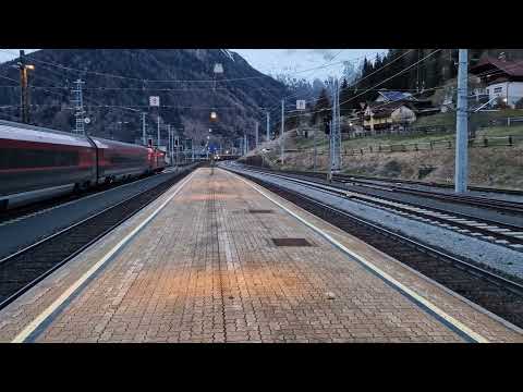 Einfahrt des railjet 698 "Millstätter See" am 11.04.2023 in Mallnitz-Obervellach