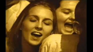 Manic Street Preachers - La Tristesse Durera (Scream to a Sigh)