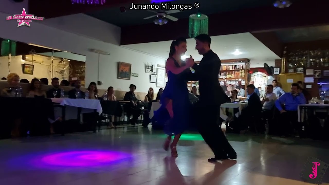 "LOS TOTIS" Christian Márquez & Virginia Gómez || "De Antaño" (D´Arienzo-Echagüe) (Milonga)