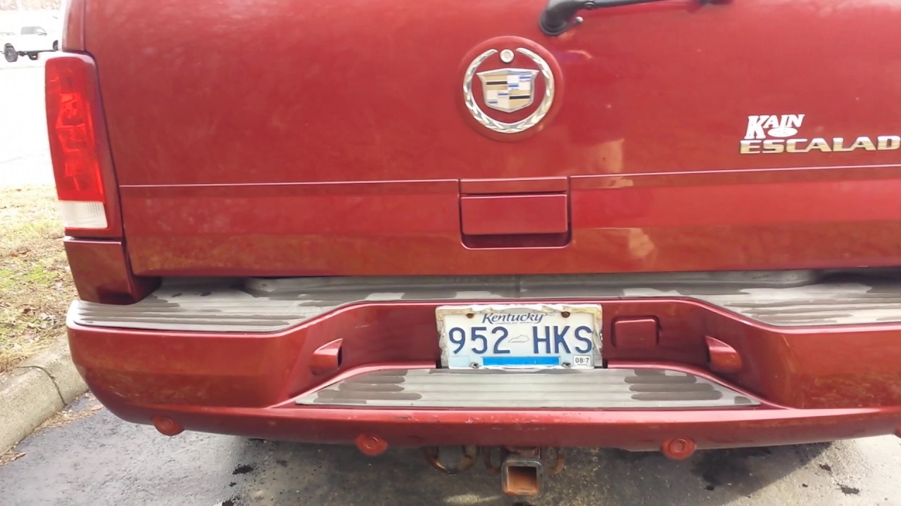 2003 Cadillac Escalade Review