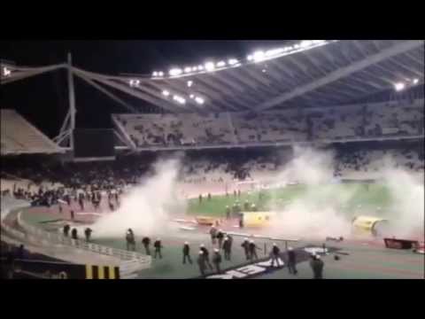 Феновете на АЕК избесняват след гол на Пантракикос