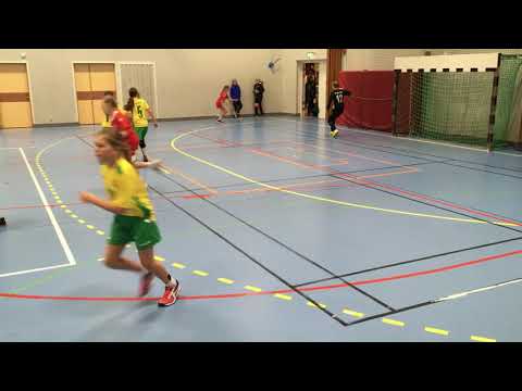 F07 Bollstanäs SK - Trollhättan. 1a halvlek. Hellton cup 2018.